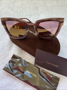 Tom Ford Pink Gradient Square Sunglasses